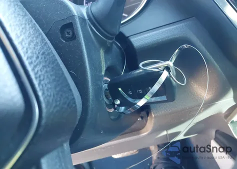 2019 Toyota Camry Le from USA, damaged, VIN 4T1B11HK0KU695573